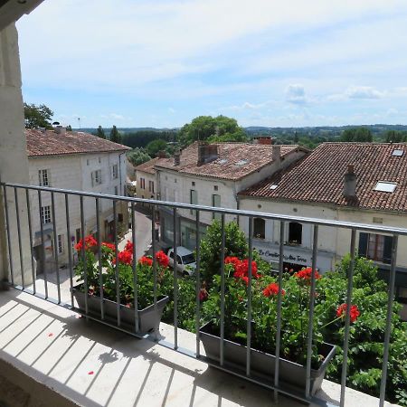Apartment Bellevue Aubeterre-sur-Dronne Eksteriør bilde